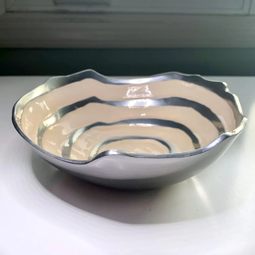 Michael Wainwright Signed 7” COMO Enamel and Aluminum Art Bowl - Picture 2 of 16